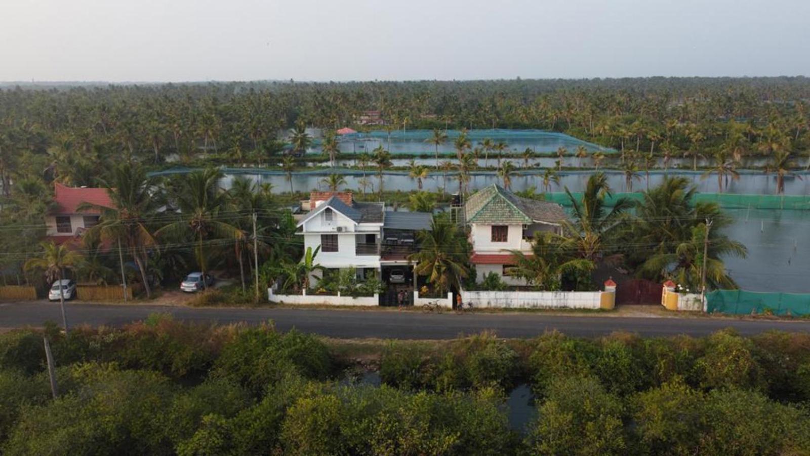 Karma Homestay Mundrothuruth Kültér fotó